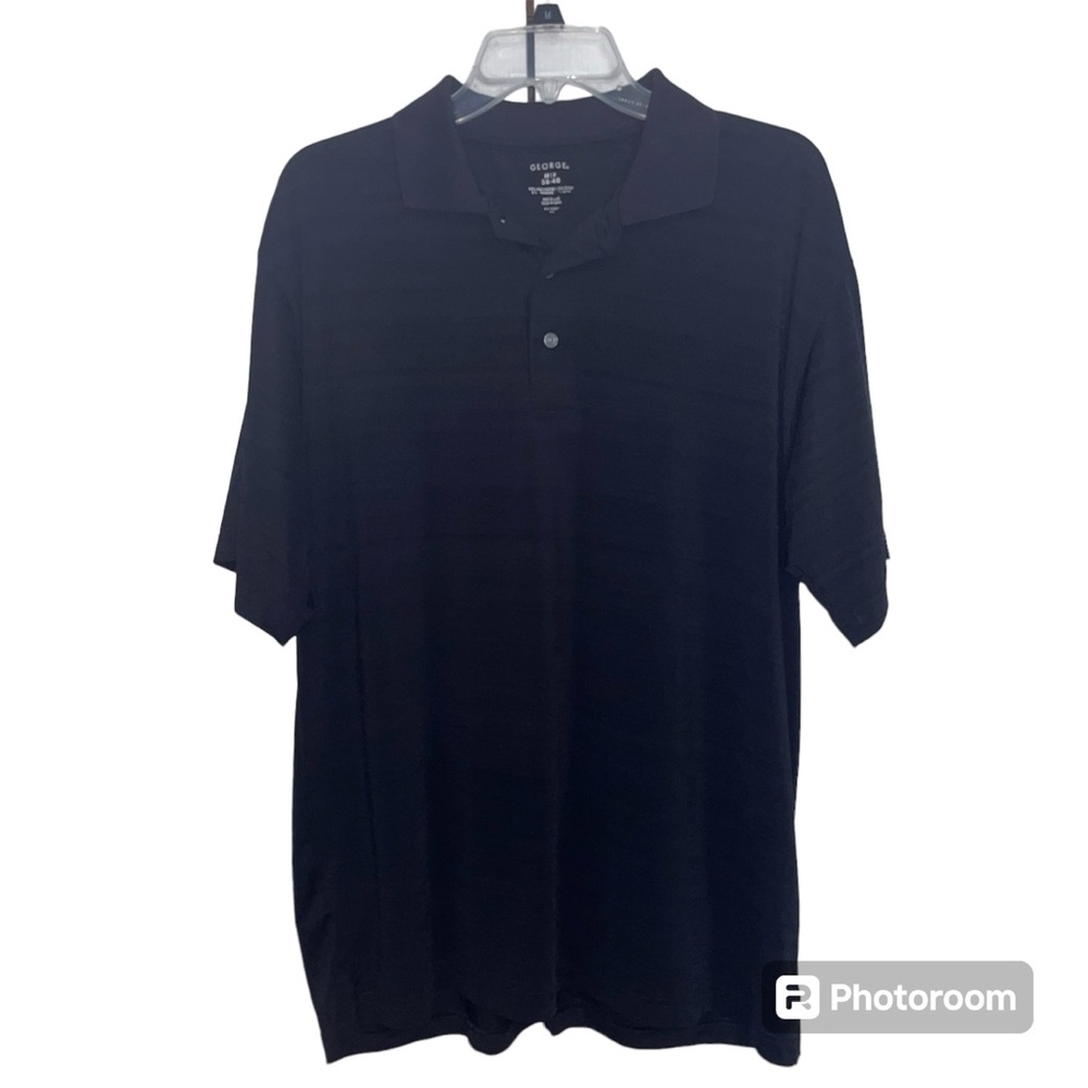 George Men’s size medium black polo top